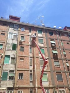 safram durante il trattamento di eternit palazzina